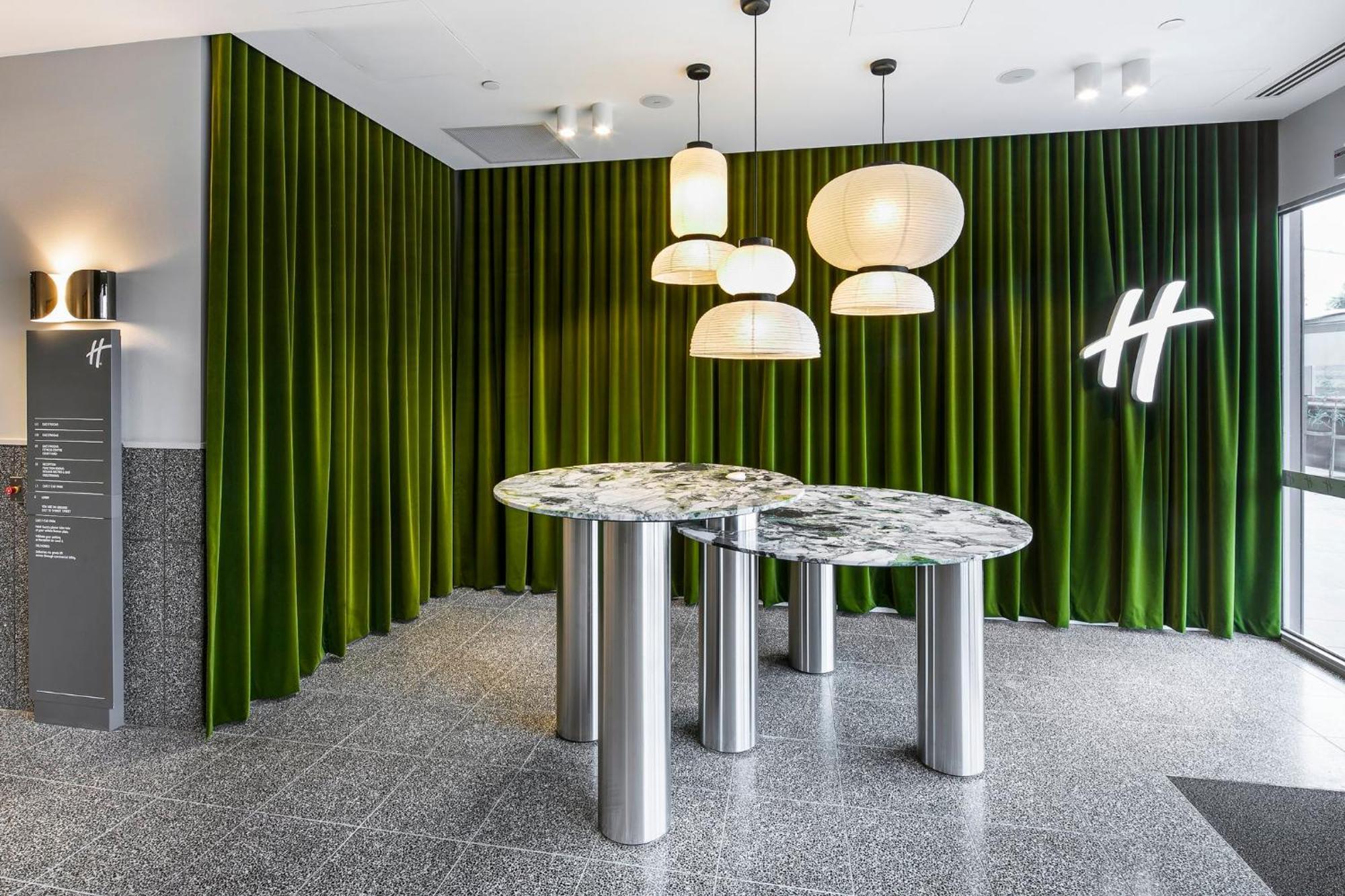 Holiday Inn Werribee By Ihg Exterior foto