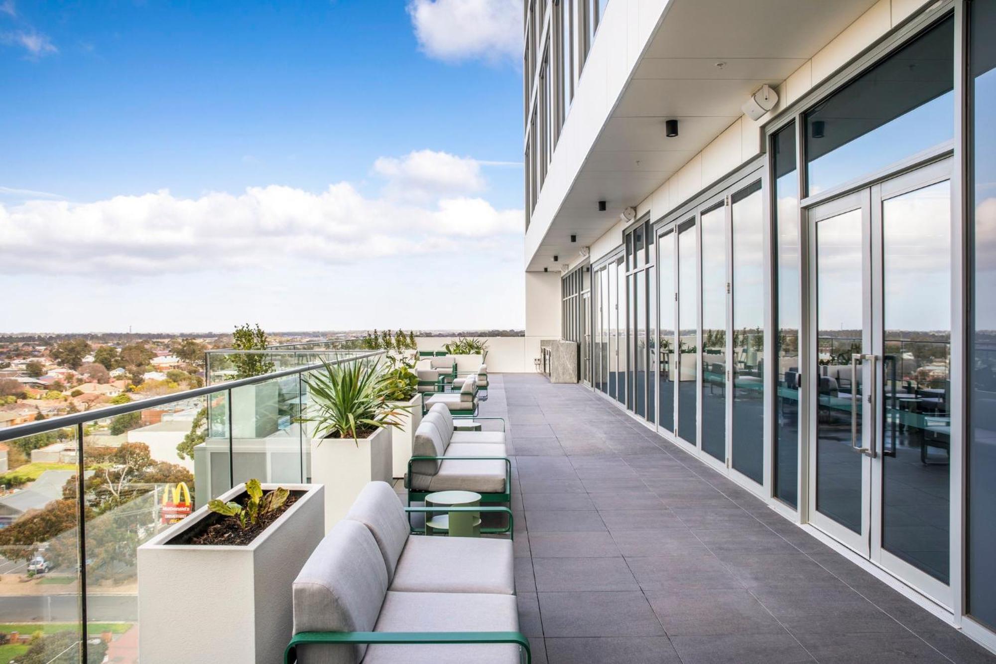 Holiday Inn Werribee By Ihg Exterior foto